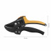 Градинска ножица с пресрещащи се остриета Fiskars PowerStep™ P83 (до Ø24 mm)